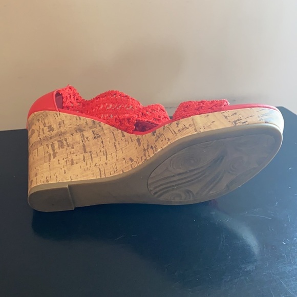 IMPO "Valdis" Red Orange Strap Cork Wedges Size 9.5 - Picture 8 of 10